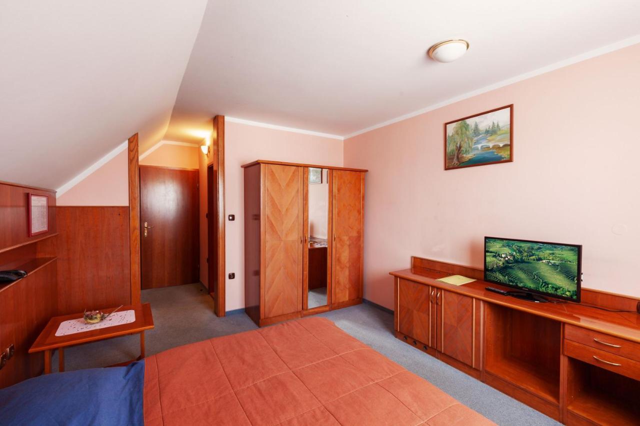 Hotel Gostisce Prosnik Ormoz Esterno foto